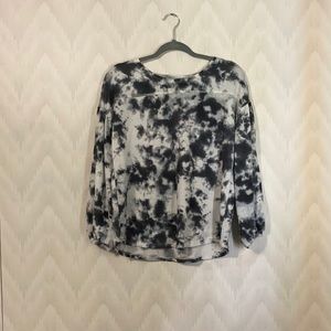 Women’s Long-sleeved Top